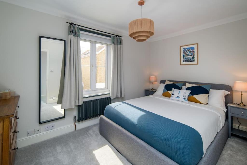 Captain'S Cottage - Central West Cowes - Spacious, Entire 1-Bed Home Zewnętrze zdjęcie